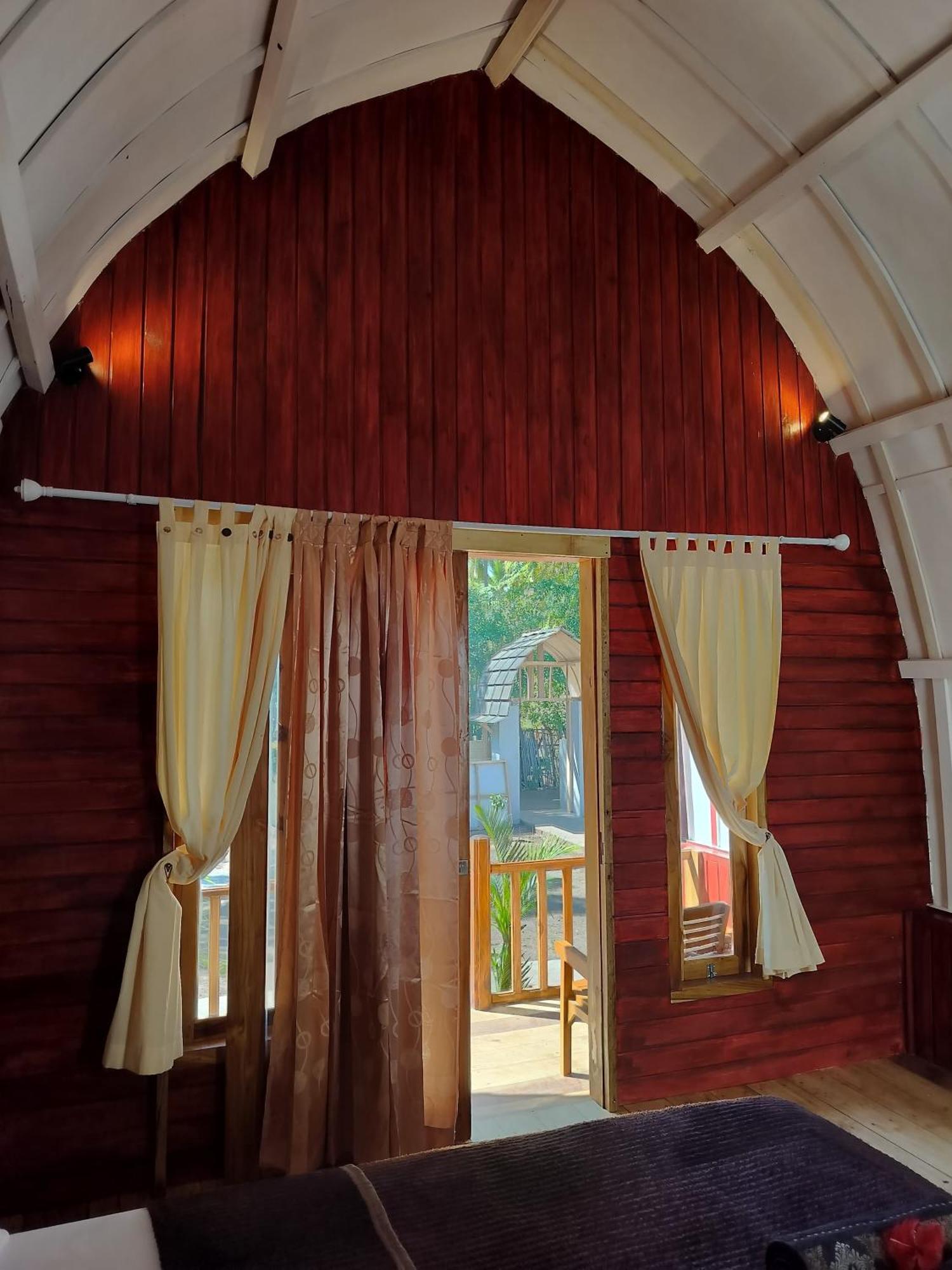 Masya Cottages Gili Trawangan Exterior photo